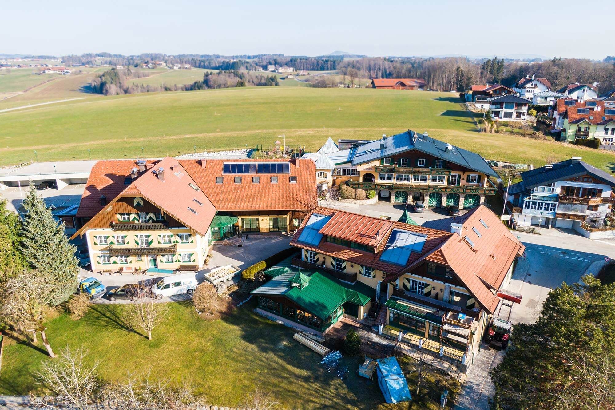 Blick auf das Grundstück des Landgasthofs Kirchbichl