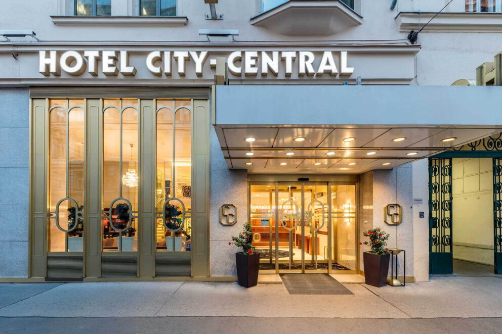Außeneingang des Hotel City - Central in Wien