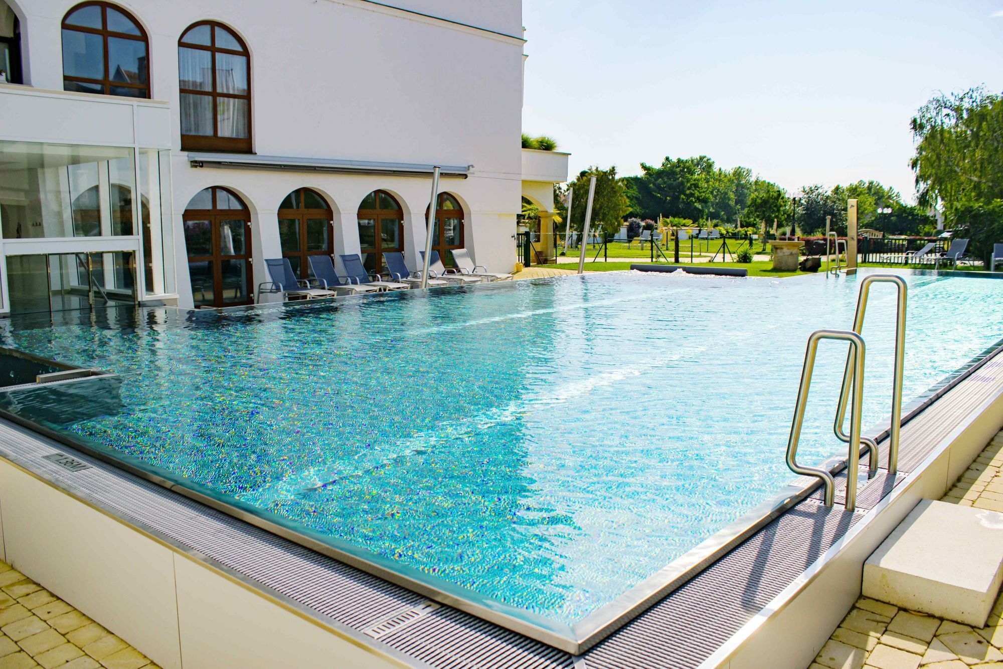 Pool beim Hotel das Schmidt