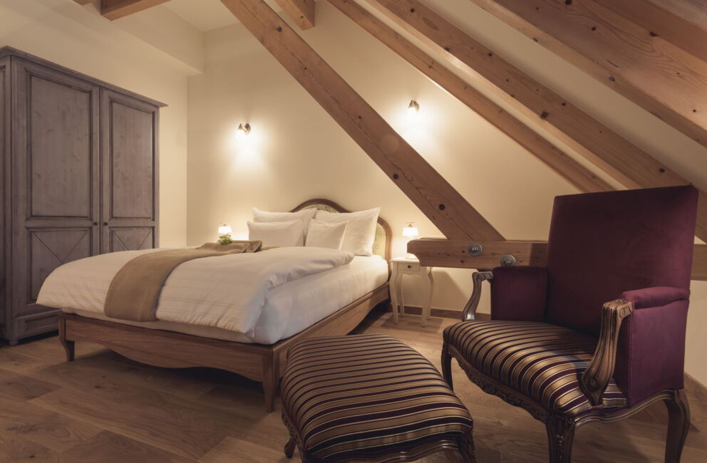 Standart-Doppelzimmer im Schloss Thalheim